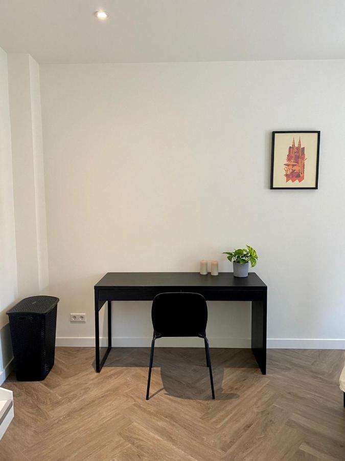 Spacious 65M2 Apartment In The Centre Of Eindhoven - R65B المظهر الخارجي الصورة